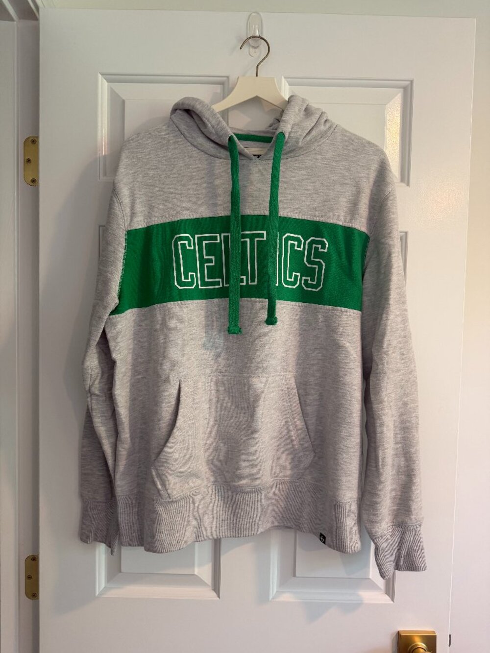 ’47 Boston Celtics Grey Green Pullover Hoodie Large